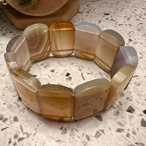 Earth tone faux stone jewelry set - Picture 6 of 11